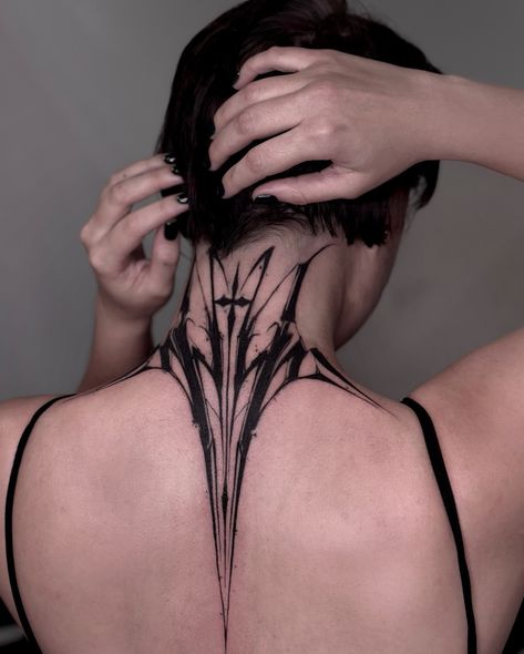 DARK ORNAMENTAL NECK LOCATION SPB Dark Ornamental Tattoo, Tattoo Neck, Back Of Neck Tattoo, Neck Tattoos, Dark Tattoo, Neck Tattoo, Cute Tattoos, Tattoo Ideas, Tattoos