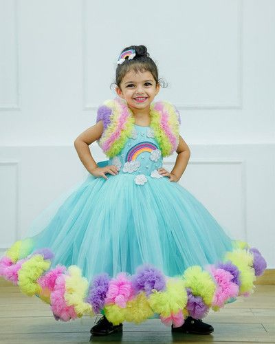 Kids Birthday Dresses, Frocks For Kids, Cloud Theme, Kids Ethnic Wear, Kids Party Wear, Dress Sewing Tutorials, Sewing Baby Clothes, Cutwork Blouse Designs