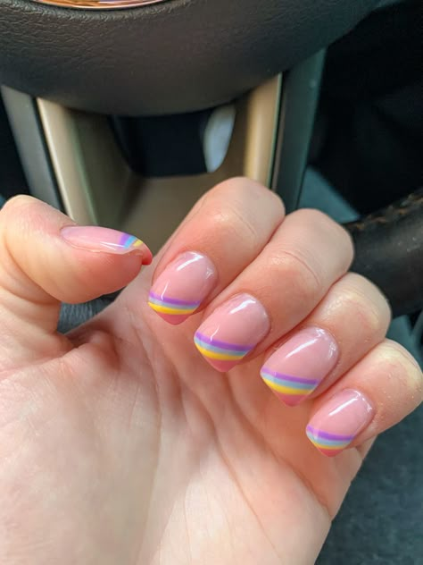 Short Nails Ideas Pastel Colors, Pastel Rainbow Nails Short, Rainbow Stripe Nails, Rainbow French Tip Nails Short, Rainbow Accent Nails, Stripe French Tip Nails, Pink Rainbow Nails, Subtle Rainbow Nails, Pastel Rainbow Nail Art