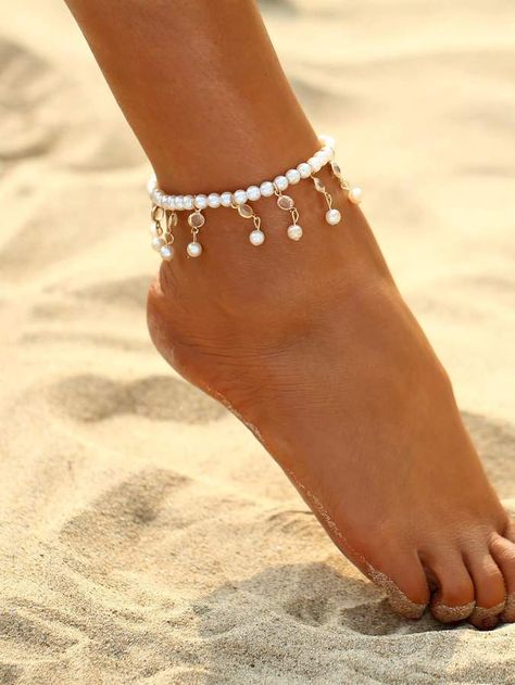 Anklets Online, Hammered Silver Jewelry, Crystal Stone Jewelry, Anklet Designs, Crystal Anklet, Beaded Ankle, Beaded Anklet, Ankle Jewelry, Women Anklets