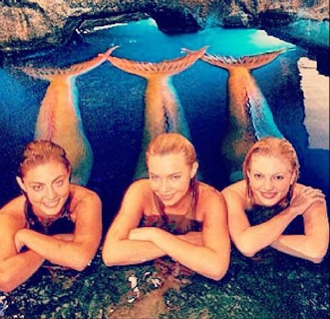 Cleo, Bella, Rikki from H2o: Just Add Water H2o Just Add Water Mermaids, Rikki H2o, Cariba Heine, Mako Island, Moon Pool, H20 Just Add Water, No Ordinary Girl, Mermaid Names, Mermaid Pool