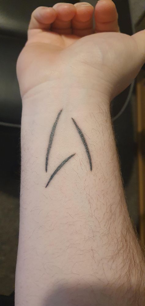 Vulcan Tattoo, Star Trek Tattoo Ideas, Star Trek Tattoo, Fish Tattoos, Jesus Fish Tattoo, Star Trek, Skin, Tattoos