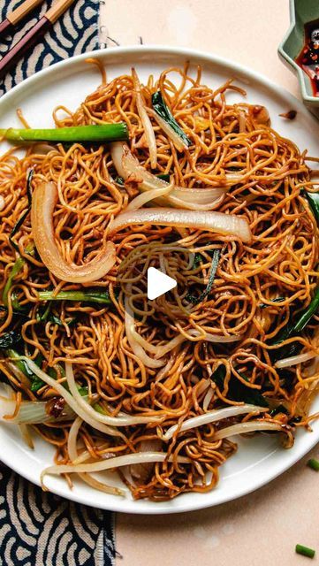 ChihYu Chiang | I Heart Umami® on Instagram: "These Hong Kong style crispy chow mein noodles are super addictive and ready in 20 minutes!⁠
⁠
Crispy noodles with refreshing bean sprouts, sweet onion, and garlic chives tossed in the most savory delicious Chow mein sauce. ⁠
⁠
In the post, I share where to buy these delicious noodles and how to quickly prepare them for cooking. You’ll also find gluten-free suggestions.⁠
⁠
This is a wonderful side dish that’s seriously DELISH. Don’t miss it!⁠
⁠
❤️ RECIPE: ⁠
⁠
➡️ INSTAGRAM: Comment “NOODLES” below and I will DM the recipe to your inbox. ⁠
⁠
➡️ FACEBOOK: Recipe here - https://iheartumami.com/cantonese-chow-mein/ ⁠
.⁠
.⁠
.⁠
#chowmein #crispychowmein #noodles #crispynoodles #cantonesechowmein #noodlelovers" Crispy Chow Mein Noodles Recipe, Cantonese Chow Mein, Crispy Chow Mein, Chow Mein Sauce, Crispy Chow Mein Noodles, Delicious Noodles, Crispy Noodles, Chow Mein Noodles, Garlic Chives