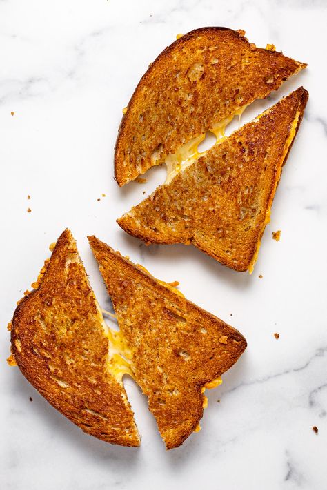 Air Fryer Grilled Cheese Air Fryer Grilled Cheese, Grilled Cheese Recipe, Compost Tumbler, Diy Compost, Classic Grilled Cheese, Best Grilled Cheese, Grilled Cheese Sandwiches, One Pot Dinners, Grilled Cheese Recipes