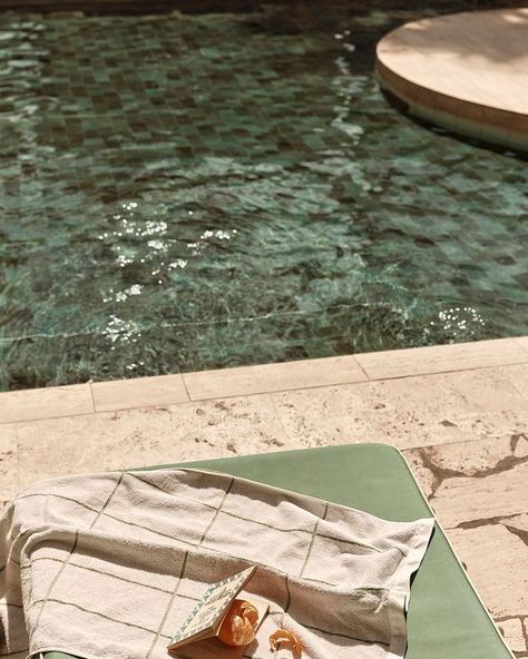 The Calile Hotel (@thecalilehotel) • Fotos y vídeos de Instagram Beach Hotel Aesthetic, Calile Hotel, Italian Hotel, Hotel Aesthetic, Beverly Hills Hotel, Slim Aarons, Vision Board Inspiration, Hotel Pool, Plunge Pool