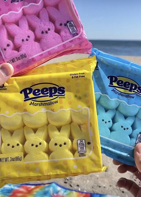 Peeps Aesthetic, Bunny Snacks, Peeps Flavors, Peeps Marshmallow, Bunny Peeps, Cheese Snacks, Junk Food Snacks, Cute Snacks, Food Wallpaper