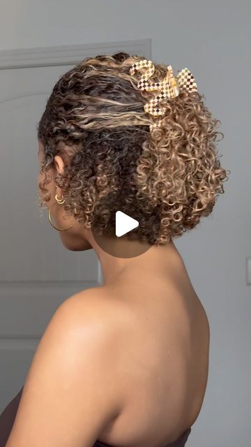 Julie Jones🍒 on Instagram: "Let’s do a wash routine with @Amika! My favorite amika products have to be the Soulfood Nourishing Hair Mask which provides superior hydration, and also the Curl Corps Enhancing Gel which gave me amazing definition without having to use too much product! #amikapartner   #getreadywithme #grwm #makeuptutorial  #naturalhair #ponytailtutorial #curlyhair" Amika Products, Nourishing Hair Mask, Julie Jones, Wash Routine, Ponytail Tutorial, Nourishing Hair, Natural Hairstyles, Curly Girl, Hair Mask