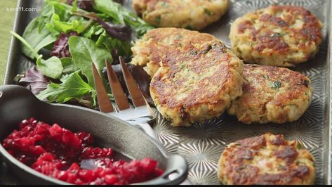 Leftover turkey fritters recipe | kare11.com Turkey Fritters, Star Appetizers, Fritters Recipes, Quick Turkey, Leftover Cranberry Sauce, Cranberry Relish, Fritters Recipe, Turkey Stuffing, Empanadas Recipe