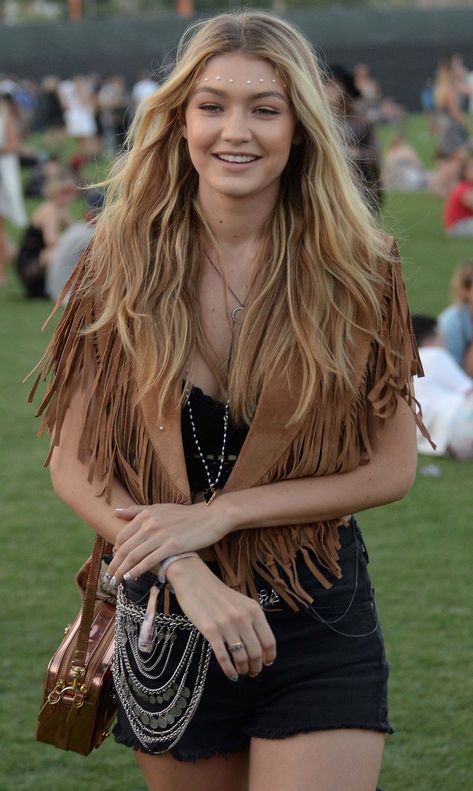 Gigi Hadid Coachella, Gigi Hadid 2014, Outfits Coachella, Gigi Hadid Outfits, Festival Girls, Gigi Hadid Style, Hadid Style, Gigi Hadid, Beautiful Woman