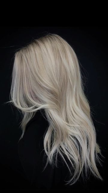 Icy Blonde Highlights On Blonde Hair, Different Types Of Blonde Hair, Cool Blonde Hair Color, Vanilla Blonde Hair, Blonde Hair Platinum, Icey Blonde, Blonde Hair Types, Cool Blonde Hair Colour, Blonde Hair Goals