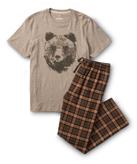 Part of our WindRiver Heritage Collection this pajama set is perfect for kicking back and relaxing on the weekend. The pairing of a graphic tee with traditional plaid pants is indeed rooted in Canada. Pajama Pants Outfit, Mens Pjs, Nye Dress, Pants Outfit Men, Mens Pajama Pants, Sleep Clothes, Plaid Pajama Pants, Cold Fits, Pajama Outfits