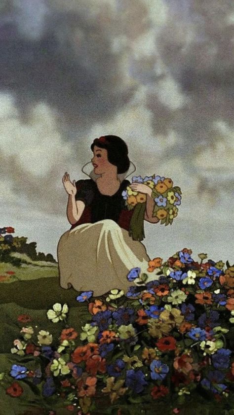 Old Disney Movies, Disney Paintings, Snow White Disney, Images Disney, Cocoppa Wallpaper, Disney Background, Disney Collage, Snow White And The Seven Dwarfs, The Seven Dwarfs