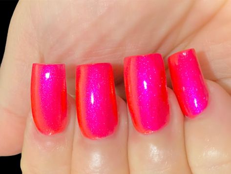 Bright Sns Nails, Pretty Pink Nail Designs, Nail Colors Dip, Orangey Pink Nails, Designs For Nails, Hot Pink And Red Nails, Powder Dip Nail Designs, Hot Pink Orange Nails, Pink Nails Stiletto