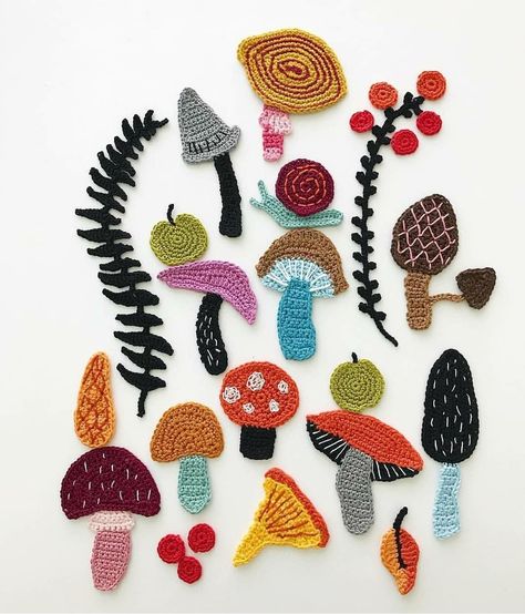 Art Au Crochet, Jamie Kay, Confection Au Crochet, Crochet Mushroom, Crochet Plant, Freeform Crochet, Crochet Diy, Crochet Flower Patterns, Crochet Applique