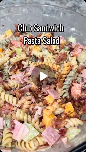 Club Sandwich Pasta Salad, Cabbage Recipes Southern, Club Sandwich Chicken, Chicken Pasta Salad Recipes, Club Sandwich Recipes, Chicken Club, Pork Chop Recipes Baked, Chicken Pasta Salad, Salad Sauce