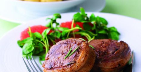 Lamb Noisettes with Lemon and Rosemary Jus. Use  lamb noisettes, loin chops or valentine steaks. Valentines Steak, Jus Recipe, Cook Lamb, Lamb Salad, Grapefruit Salad, How To Cook Lamb, Sausage Dishes, Lamb Dishes, Midweek Meals