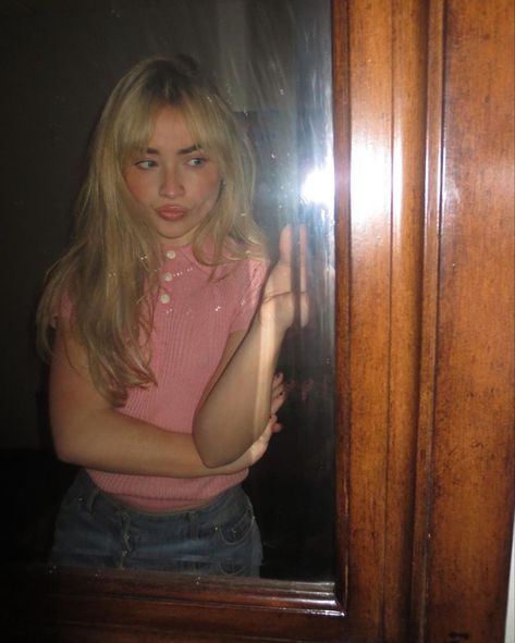 Sabrina Carpenter Style, Girl Meets World, Beauty Queens, Sabrina Carpenter, Pretty People, Cool Girl, My Girl, A Woman, Blonde