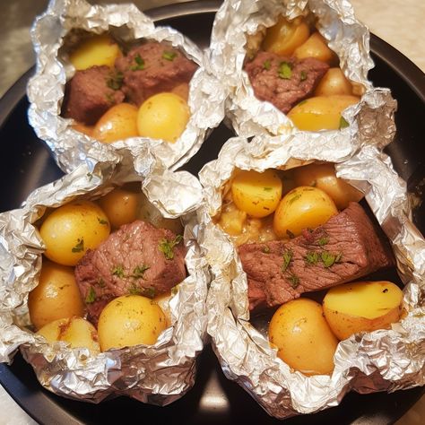 Garlic Butter Steak Bites Foil Packs, Fire Meals, Baby Yellow Potatoes, Potato Foil Packets, Foil Packet Potatoes, White Bean Soup Recipes, Garlic Steak, Microwave Baking, Steak Potatoes