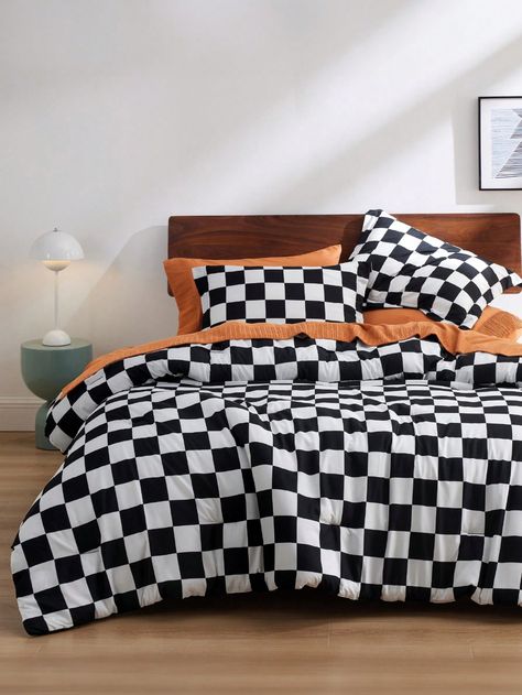 Checkered Comforter, Toddler Bed Comforter, Cool Boys Room, Boys Bedding Sets, Plaid Comforter, Dj Room, Black Comforter, Bedding Comforter, Bed Comforter Sets