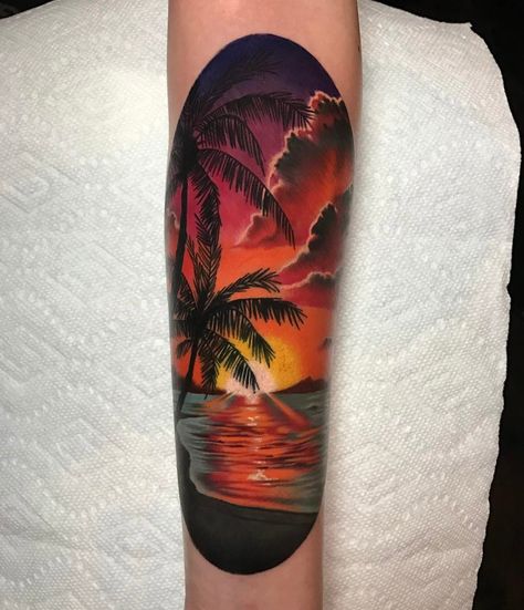 Pretty sunset with calm water and palm trees, atmospheric piece done on girl's forearm. Beachy Tattoos, Scene Tattoo, Sunset Tattoos, Photos Bff, Palm Tattoos, Ocean Tattoos, Palm Tree Tattoo, Hawaiian Tattoo, Beach Tattoo