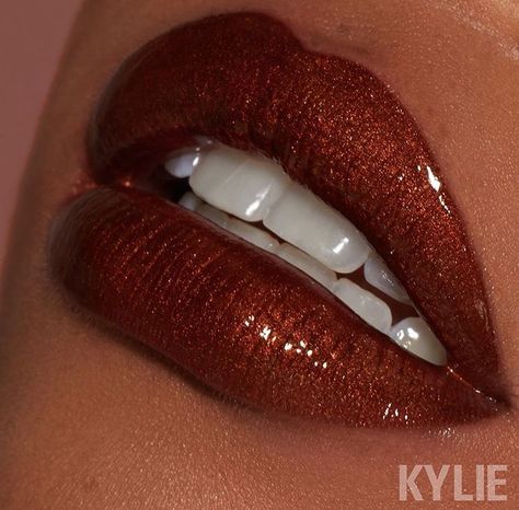 ☁︎ november 22 ‘18 ☁︎ kkw x kylie ☁︎ gloss ☁︎ main bae gloss lip swatch ☁︎ Kylie Gloss, Kylie Lips, Lip Swatches, Stunning Makeup, Beautiful Lips, Lip Art, Kylie Cosmetics, Beautiful Fashion, Makeup Ideas