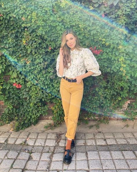 Dr Martens Polley Outfit, Marzia Outfits, Marzia Bisognin Outfits, Marzia Bisognin Style, Dr Martens Mary Janes, Marzia Kjellberg, Mary Jane Outfit, Mary Jane Shoes Outfit, Dr Martens Outfit