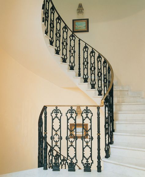 Cast Iron Railings, Cast Iron Decor, Iron Railings, Iron Stair Railing, Iron Balcony, Stairway Design, Cast Iron Grill, Modern Bedroom Interior, Floating Staircase