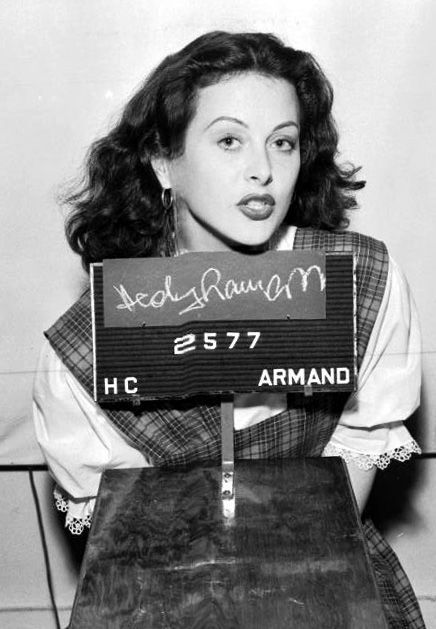 Hedy Lamarr Heddy Lammar, Hedi Lamarr, Hedy Lamarr, Classic Actresses, Vintage Icons, Golden Age Of Hollywood, Silver Screen, Vintage Glamour, Vintage Hollywood