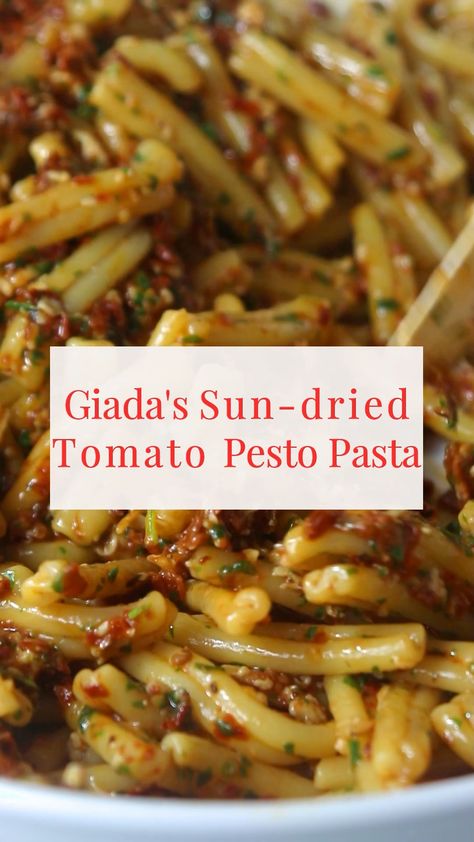 Sun Dried Tomato And Pesto Pasta, Sundried Pesto Pasta, Pesto And Sundried Tomato Pasta, Pesto Sundried Tomato Pasta, Giadzy Recipes, Sundried Tomato Pesto Pasta, Sundried Tomato Recipes, Tomato Pesto Pasta, Recipes Pesto