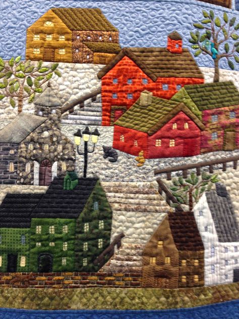 byannelize : Yoko Saito's Mystery Quilt - 50 Variations Quilted Houses, Houses Quilt, Vogel Quilt, Quilt Houses, Story Quilts, Colchas Quilting, House Quilt Block, House Quilt Patterns, Yoko Saito