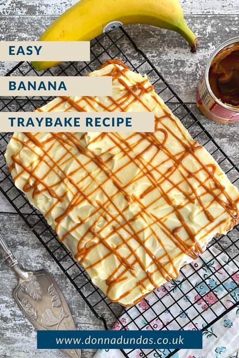 Banoffee Loaf Cake, Banana Traybake Recipes, Banana Traybake, Icing For Banana Bread, Chocolate Traybake, Traybake Cake, Banana Frosting, British Bake Off Recipes, Bake Off Recipes