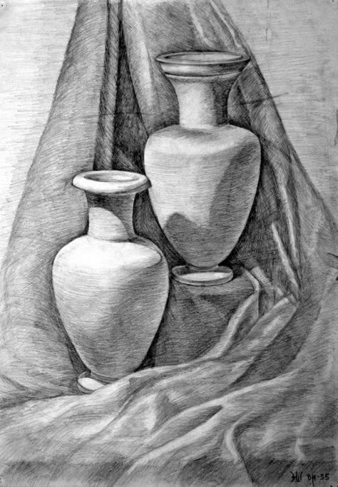 Artist Portfolio Ideas, Still Life Pencil Shading, Still Life Sketch, Life Sketch, Academic Drawing, Object Drawing, Pencil Shading, Charcoal Art, Still Life Drawing