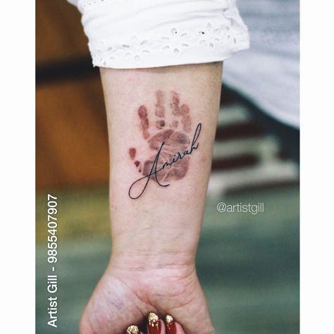 Childs Handprint Tattoo, Baby Print Tattoo Ideas, Baby Handprint Tattoo Ideas, Tattoos For Moms With A Son, Hand Print Tattoo For Women, Handprint Tattoo For Women, Baby Hand Tattoos For Moms, Handprint Tattoo Ideas, Baby Footprint Tattoo Ideas For Mom