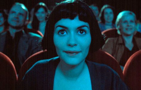 Amelie (Audrey Tautou) Color In Film, Audrey Tautou, Louise Brooks, Ted Bundy, Septième Art, Image Film, French Cinema, I Love Cinema, Movie Shots