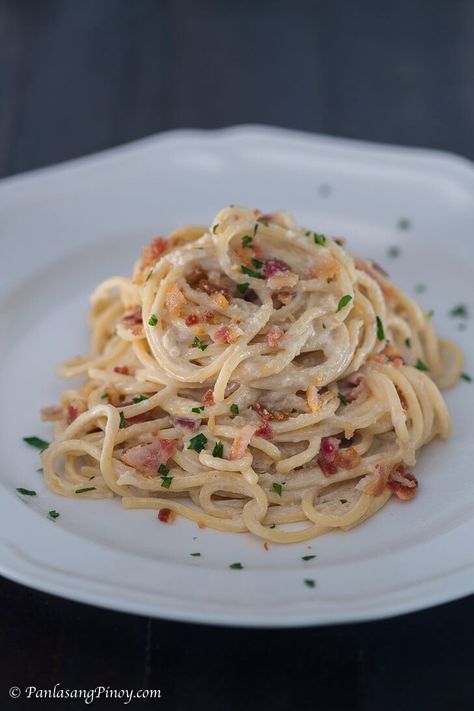 Filipino Carbonara, Pancit Malabon Recipe, Tuna Spaghetti Recipe, Traditional Carbonara, Lobster Pasta, Filipino Style, Carbonara Recipe, Alfredo Sauce Recipe, Carbonara Pasta