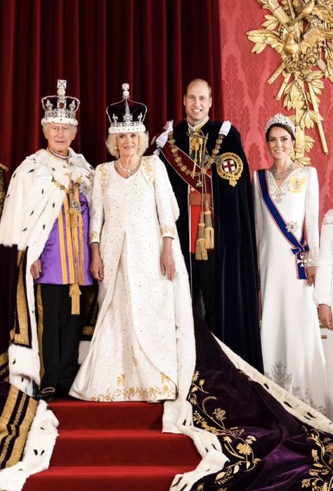 King Charles Lll, King Charles Coronation, Charles Coronation, Coronation Of King Charles, Charles Iii Coronation, English Royal Family, Charles And Camilla, Royal Family England, Elisabeth Ii