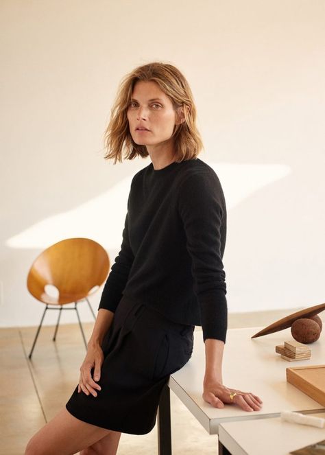 Elisa Carnicer for Mango AW 2019 Campaign with Malgosia Bela | Fashion Editorials Malgosia Bela, Mango Fashion, Cashmere Sweater Women, Business Portrait, Pink Fashion, Fashion Photographer, Cashmere Sweaters, Timeless Pieces, Editorial Fashion