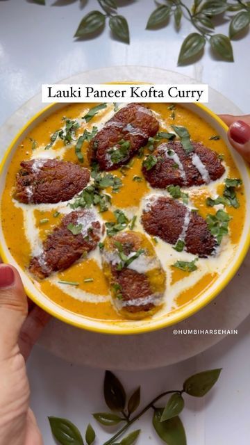 Vegetable Kofta Curry, Veg Kofta Curry Recipe, Vegetarian Kofta Curry, Lauki Kofta, Veg Tawa Sabji, Paneer Capsicum Curry, Vegetarian Snacks Recipes, Food Content, Vegetarian Snacks