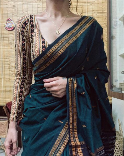 Back Blouse Designs Latest Simple, Saari Designs Latest, Casual Saree Look, Aesthetic Saree Look, Aesthetic Saree, Arrange Marriage, Simple Saree Designs, Sarees For Girls, Saree Wearing Styles