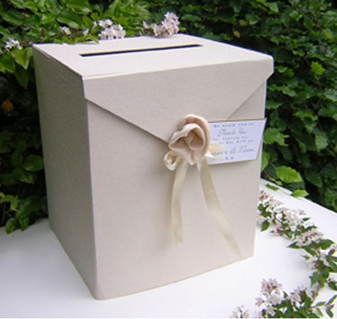 wanna make my own but in white with better decorations Wedding Gift Box For Cards, Wedding Boxes For Cards, Wedding Envelope Box Ideas, Wedding Box For Money, Wedding Money Box Ideas, Box For Wedding Cards, Wedding Card Box Ideas, Wedding Watches, Wedding Envelope Box