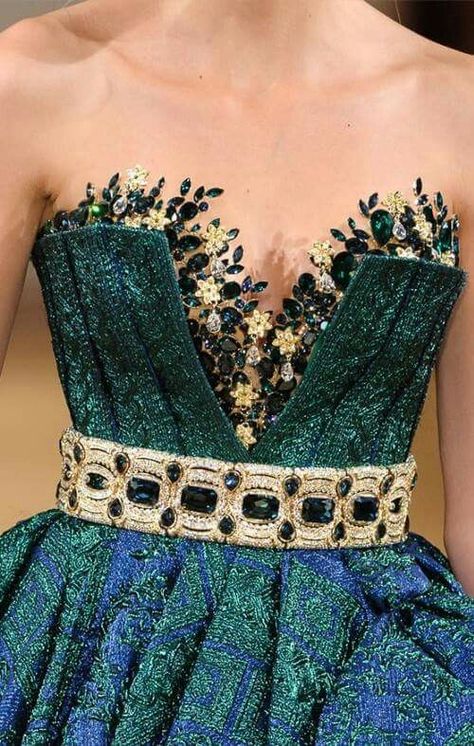 . Couture Mode, فستان سهرة, Couture Details, Couture Gowns, Gorgeous Gowns, Mode Inspiration, Green And Blue, Beautiful Gowns, Couture Dresses