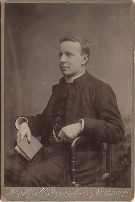 priest late 1800s/early 1900s Demon Stories, Victorian Man, English Projects, Good Morals, Horror Costume, As You Like It, Exclamation Point, Anglican Church, Horror House