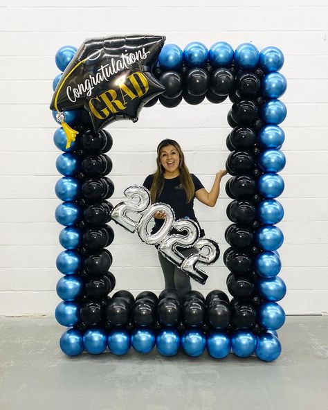 Volleyball Balloon Decorations, Class Reunion Balloon Decorations, Balloon Frame Photo Booths, Graduation Themes, Elementary Graduation, Balloons Art, Balloons Ideas, Balloons Decoration, Balloon Frame