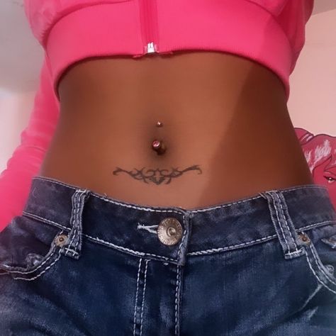 Lower Tummy Tattoo For Women, Tattoo Under Belly Button, Navel Tattoos For Women, Eddy Munson, Belly Button Tattoos For Women, Belly Button Tattoos, Belly Button Tattoo, Tummy Tattoo, Minimalistic Tattoo