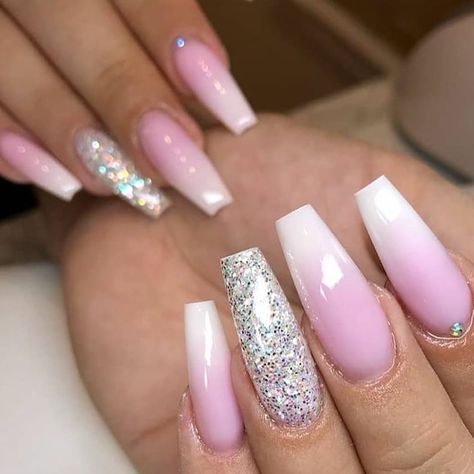 1,177 Likes, 1 Comments - @nailsartoftheday on Instagram: “Gorgeous nails 😍❤️💅 Follow 👉 @nailsartoftheday  By 👉 @elinsofiesnaglar DM for promotion” Wedding Nail Designs, Pink Tiara, Nail Designs Ideas, Nail Quotes, May Nails, Nail Art Studio, Wedding Nail, Blush Nails, How To Grow Nails