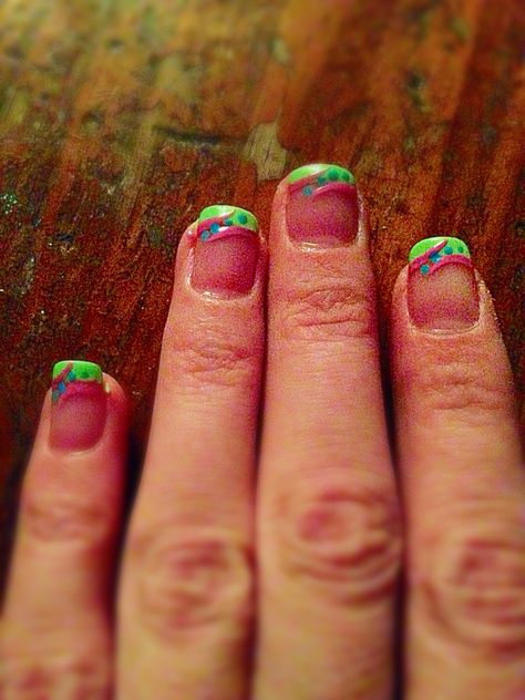 Pink and green swoop french manicure! French Manicure, Pink And Green, Manicure, Nail Art, Nails, Green, Pink, Art, Nail Arts