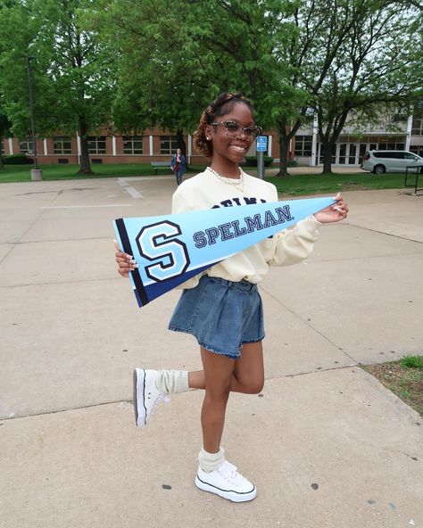 oh to FINALLY be a fine diva of the auc💁🏽‍♀️! #decisiondaypt2 #spelman28 #hbcugirlsarelit™️ Decision Day, Spelman College, Senior Year, May 1, Diva, On Instagram, Instagram