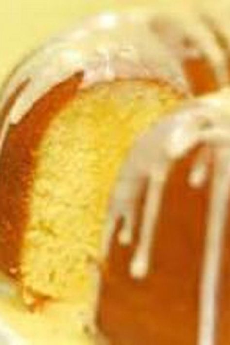 Lemon Jello Cake Lemon Supreme Cake, Jello Cake Recipe, Samoa Cake, Lemon Jello Cake, Jello Cake Recipes, Lemon Cake Easy, Lemon Jello, Jello Cake, Lemon Bundt Cake