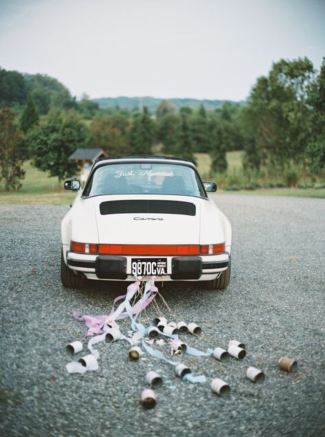 Vintage White Porsche Wedding Exit with Tin Cans Wedding Exit Car Ideas, Porsche Wedding, Car Themed Wedding, Car Decoration Ideas, Car Engagement Photos, Wedding Getaway Car, White Porsche, Vintage Car Wedding, Wedding Car Decorations