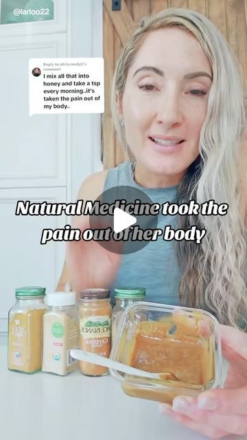 Health ☘️| Fitness 💪| Tips 🌟 on Instagram: "Natural medicine at its best! Great content by @laurengallegosfitness! For more of her content, go follow her 💪

I love turmeric honey paste! You can also add a little bit of cayenne pepper, Ceylon cinnamon, and ginger!
.
.
🌿👉 Check out my natural antibiotic immune-boosting recipe series with this recipe and many others in this video on the lower left hand corner
#naturalmedicine #turmeric #naturalrecipes #holisticwellness #series" Natural Antibiotic, Drink Healthy, Anti Inflammation Recipes, Natural Remedies For Allergies, Turmeric And Honey, Natural Pain Relievers, Health Drinks, Natural Headache Remedies, Healing Recipes